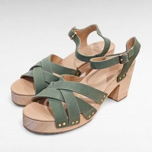 Loft Strappy Leather Clog Sandals Mountain Rosemary Green Size 9.5M